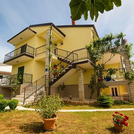 Jenny Apartament *